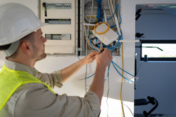Best Electrical Contractors for Businesses  in Bedford, OH